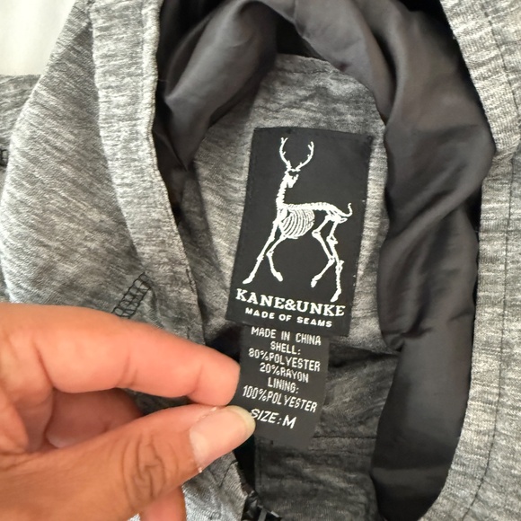 kane & unke full zip hoodie  size medium   perfect condition - Picture 4 of 4
